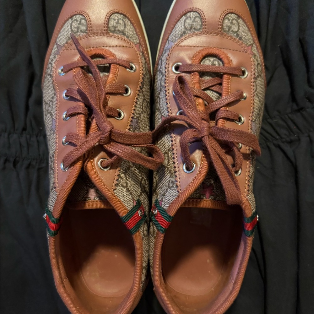 Gucci womens Brown GG Canvas & Leather Low-Top Sneakers with Web Stripe